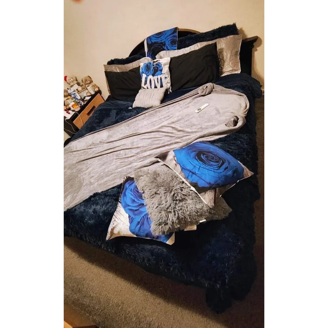 Customers-comforter-set-4.webp